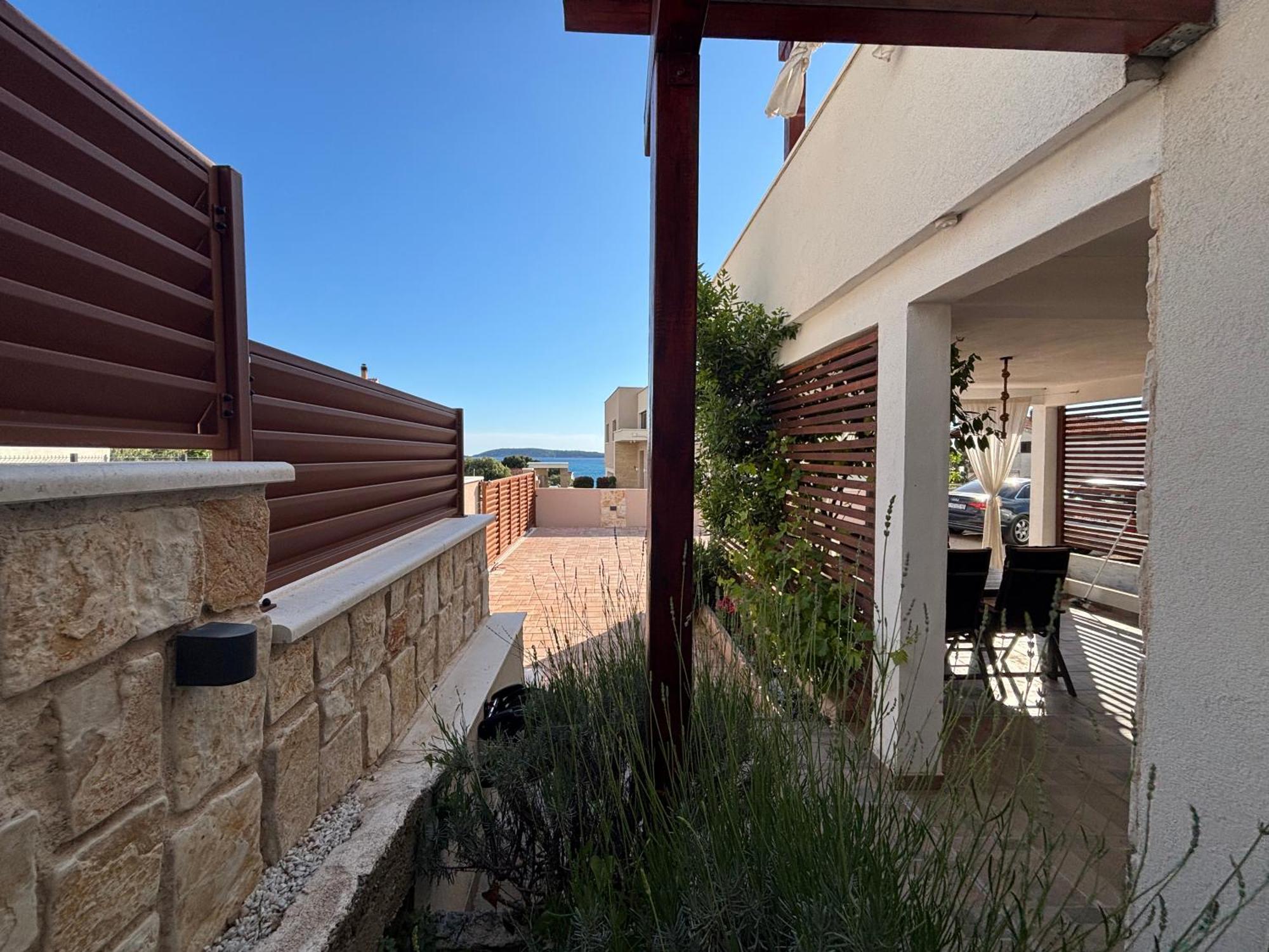 Luxury Apartman Nr Šibenik Buitenkant foto