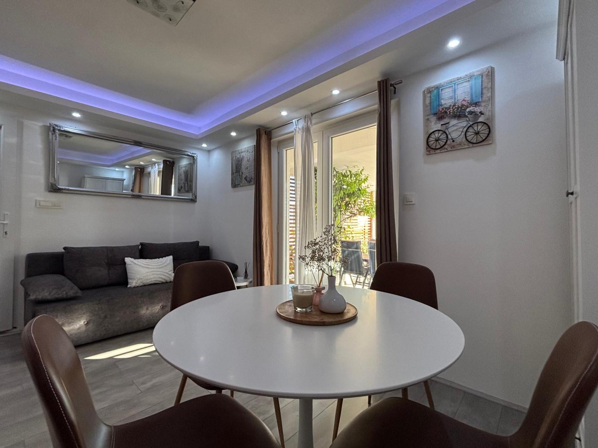 Luxury Apartman Nr Šibenik Buitenkant foto